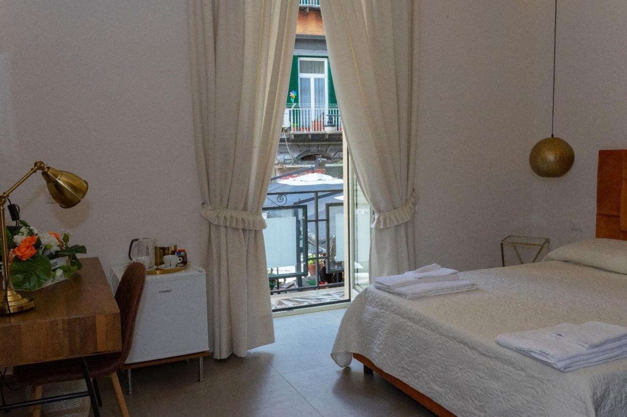 “A Piazzetta” Hotel Napoli Ngoại thất bức ảnh